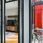 J&k Towarowa Towers Apartment *