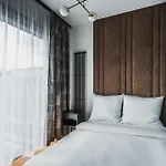 J&k Towarowa Towers Apartment *