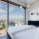 J&k Towarowa Towers Apartment *