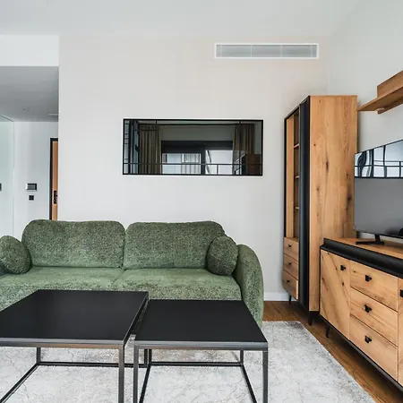 J&k Towarowa Towers Apartamento