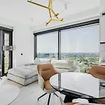 Apartamento J&k Towarowa Towers Varsovia