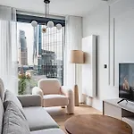 J&k Towarowa Towers Apartamento