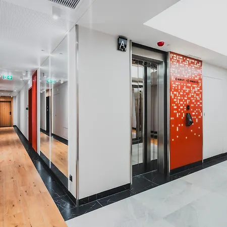 J&k Towarowa Towers Appartement Varsovie