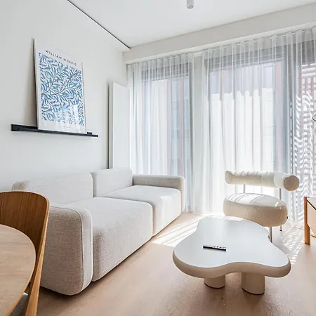 J&k Towarowa Towers * ワルシャワ