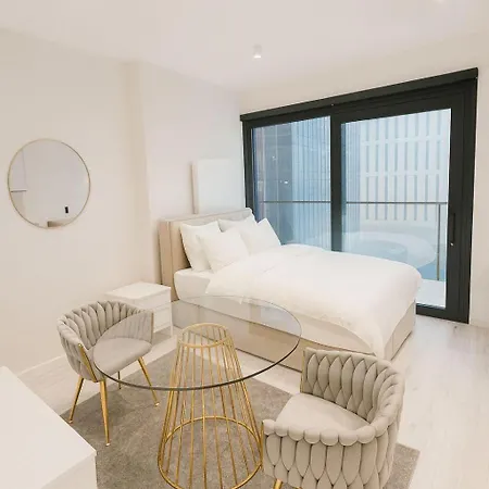 J&k Towarowa Towers * 바르샤바