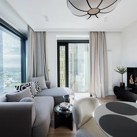 J&k Towarowa Towers Varsavia